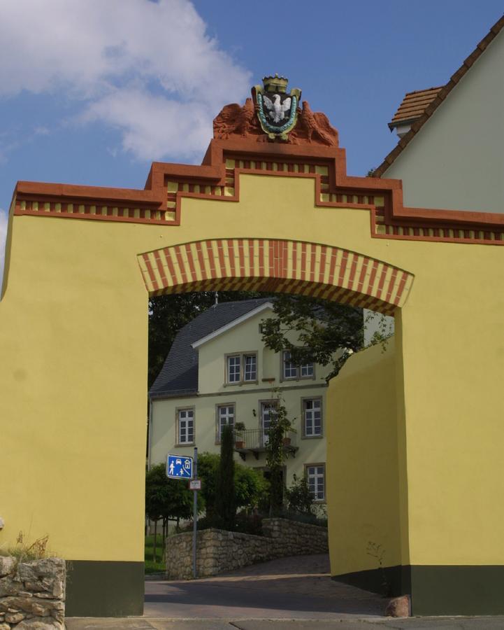 Landhotel Schloss Soergenloch ภายนอก รูปภาพ